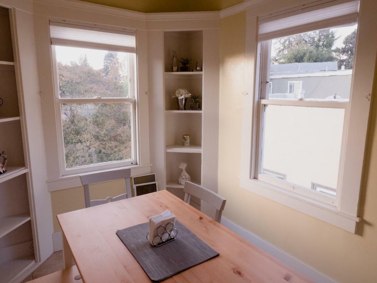 Spacious, Sunny House In Berkeley/Oakland Rockridge エクステリア 写真